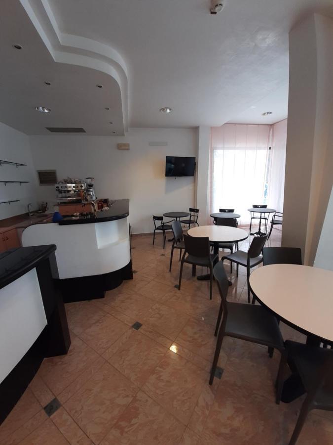 Hotel Altamarea Misano Adriatico Exterior photo
